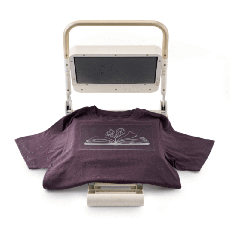 Silhouette Cloche White with T Shirt