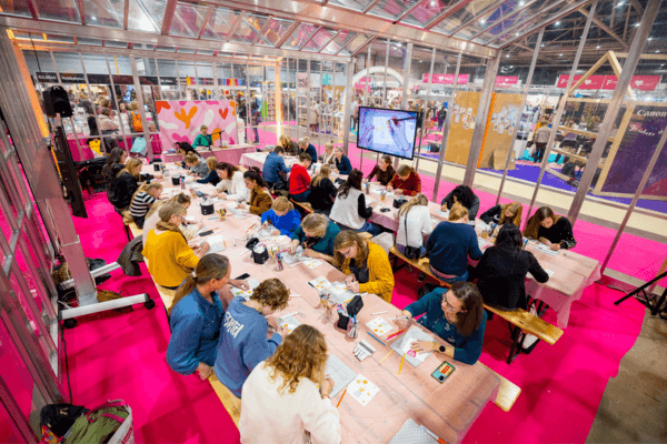 Theater KreaDoe 20 People Sitting DIY Event 2025